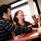 Soiree jeux de societe entre generations a la bibliotheque de l'espace Georges-Dezire et a la ludotheque