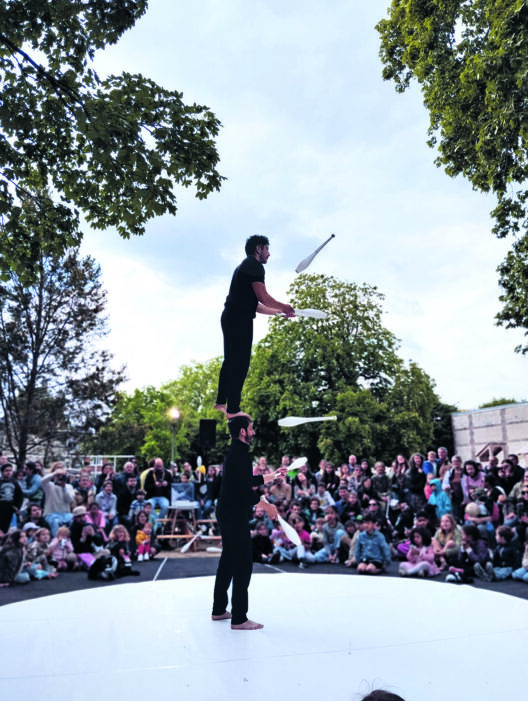 FRATELLO ©Béatrice Belencozo