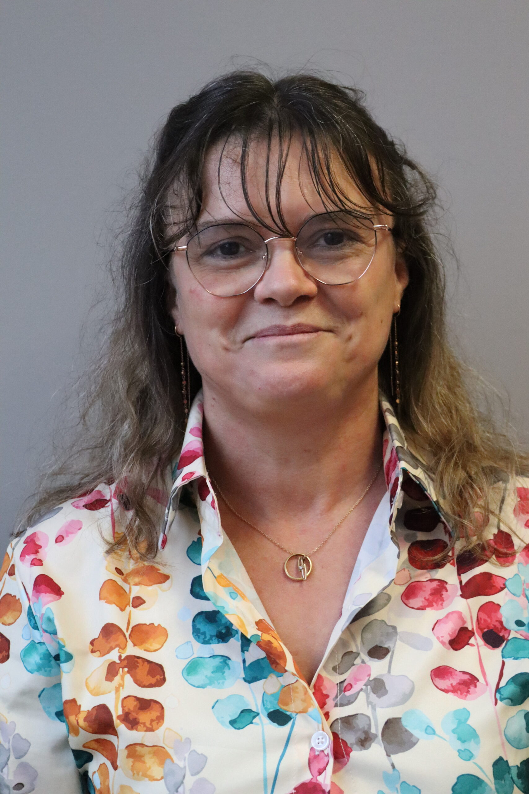 Isabelle Seigneury, agente recenseur à Saint-Étienne-du-Rouvray pour la campagne 2026.